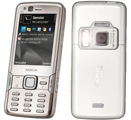 Nokia N82